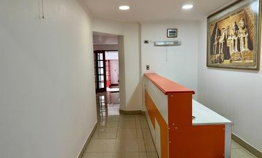 Oportunidad Local a la calle + Oficina Com aparte