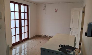 Oportunidad Local a la calle + Oficina Com aparte