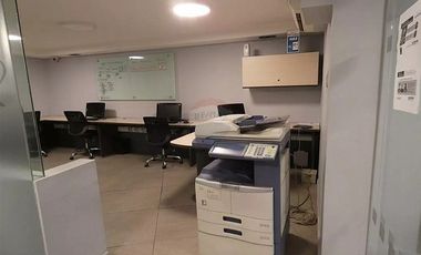 METRO LOS LEONES EXCELENTE OFICINA