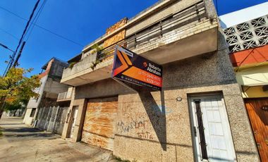 VENTA GALPON/DEPOSITO CON VIVIENDA 320 M2 VALENTIN ALSINA