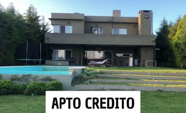 Venta Casa 6 amb a La Laguna barrio Santa Teresa Villanueva Tigre