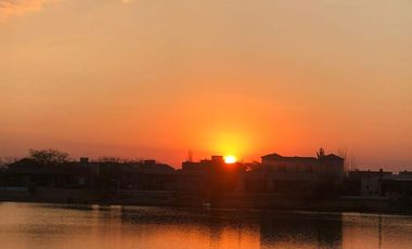 Venta Casa 6 amb a La Laguna barrio Santa Teresa Villanueva Tigre