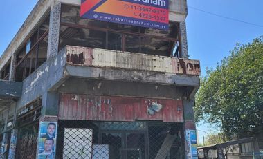 VENTA LOCAL  VALENTIN ALSINA LANUS