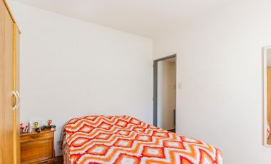 Casa multifamiliar en venta de 6 ambientes con Patio, Terraza y Quincho con parrilla