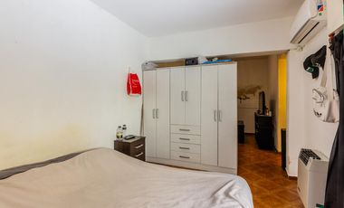 Casa multifamiliar en venta de 6 ambientes con Patio, Terraza y Quincho con parrilla