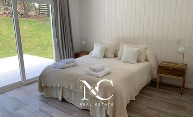 Casa en venta Costa Esmeralda con fondo libre