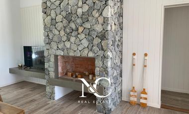 Casa en venta Costa Esmeralda con fondo libre