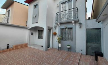 ALQUILER CASA AMOBLADA METRÓPOLIS II