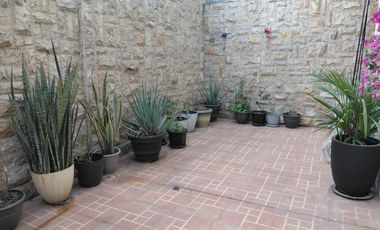 ALQUILER CASA AMOBLADA METRÓPOLIS II