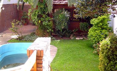 VENTA CASA 5 AMB 570 M2 COCHERA VALENTIN ALSINA LANUS