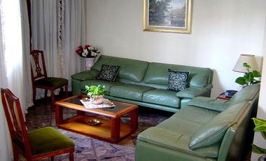 VENTA CASA 5 AMB 570 M2 COCHERA VALENTIN ALSINA LANUS