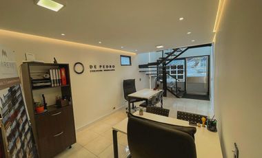 VENDO LOCAL/OFICINA A LA CALLE - IMPECABLE ESTADO - PATIO - ZONA PUNTA IGLESIA