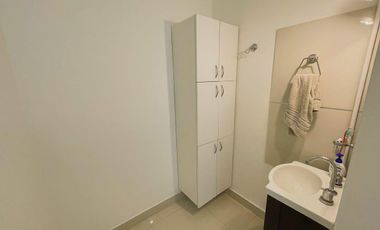 VENDO LOCAL/OFICINA A LA CALLE - IMPECABLE ESTADO - PATIO - ZONA PUNTA IGLESIA