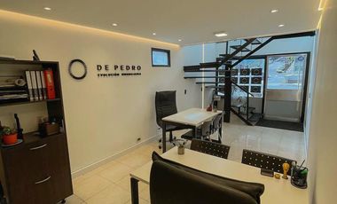 VENDO LOCAL/OFICINA A LA CALLE - IMPECABLE ESTADO - PATIO - ZONA PUNTA IGLESIA