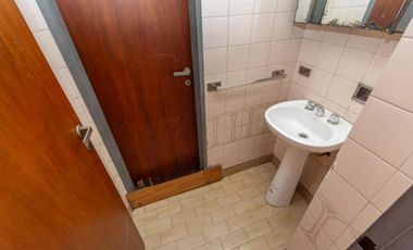 Edificio Comercial en venta - Oficinas - Local - 421Mts2 - Morón