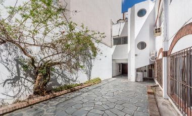 Edificio Comercial en venta - Oficinas - Local - 421Mts2 - Morón