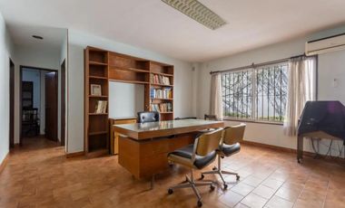 Edificio Comercial en venta - Oficinas - Local - 421Mts2 - Morón