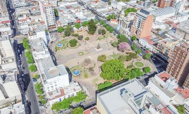 Edificio Comercial en venta - Oficinas - Local - 421Mts2 - Morón