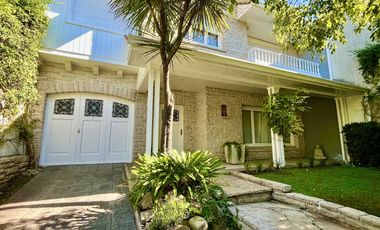 Hermosa Casa de 5 ambientes - Brown 1000 - Stella Maris