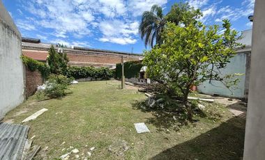 CASA 3 AMBIENTES VENTA EN URIARTE 674 (BANFIELD)