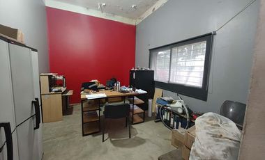 CASA 3 AMBIENTES VENTA EN URIARTE 674 (BANFIELD)