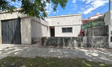 CASA 3 AMBIENTES VENTA EN URIARTE 674 (BANFIELD)