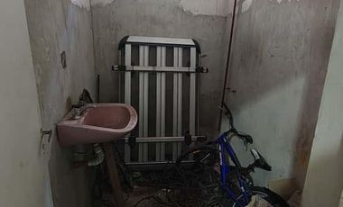 CASA 3 AMBIENTES VENTA EN URIARTE 674 (BANFIELD)