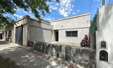 CASA 3 AMBIENTES VENTA EN URIARTE 674 (BANFIELD)