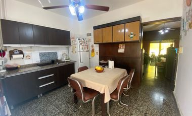 Casa con Local en venta en San Fernando