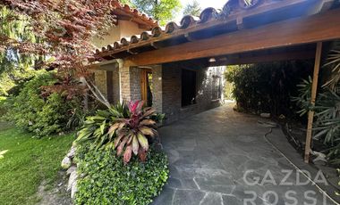 Casa en venta adrogue