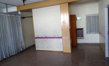 Local - Belen De Escobar