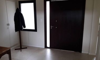 AREA 60-LA VICTORIA POLO COUNTRY CLUB-EXCELENTE CASA ESTRENAR