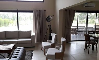 AREA 60-LA VICTORIA POLO COUNTRY CLUB-EXCELENTE CASA ESTRENAR