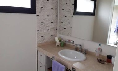 AREA 60-LA VICTORIA POLO COUNTRY CLUB-EXCELENTE CASA ESTRENAR