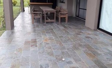 AREA 60-LA VICTORIA POLO COUNTRY CLUB-EXCELENTE CASA ESTRENAR