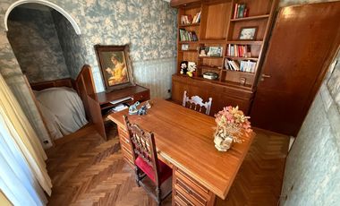 Venta - Casa 3 dormitorios con cochera doble