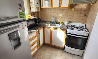 DEPARTAMENTO DE 2 AMBIENTES CON BAULERA EN ALQUILER TEMPORAL AMOBLADO. FLORIDA