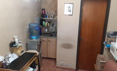 Venta Galpón de 105 m2 cub en Caseros