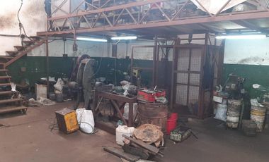 Venta Galpón de 105 m2 cub en Caseros
