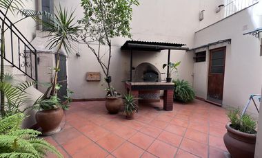 Casa 6 ambientes sobre lote propio - Villa Crespo