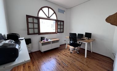 Casa 6 ambientes sobre lote propio - Villa Crespo