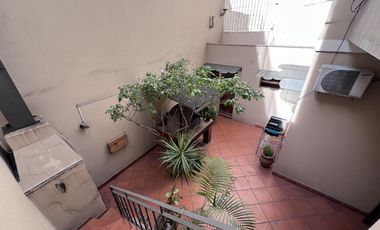 Casa 6 ambientes sobre lote propio - Villa Crespo