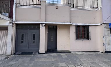 Casa 6 ambientes sobre lote propio - Villa Crespo