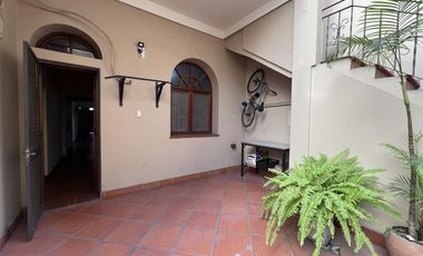 Casa 6 ambientes sobre lote propio - Villa Crespo