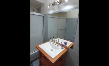 Departamento con 3 dormitorios en Turdera y un taller de trabajo, Lote en 