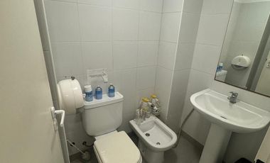 GRAN OFICINA DE 100 MTS EN VENTA - ZONA CENTRO - APTA CREDITO