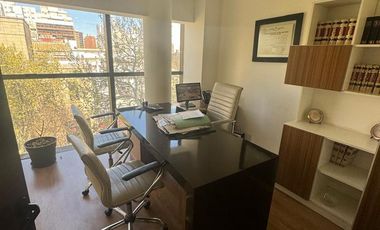 GRAN OFICINA DE 100 MTS EN VENTA - ZONA CENTRO - APTA CREDITO