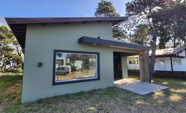 Casa en venta - 3 Dormitorios 2 Baños - Costa del Este