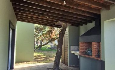 Casa en venta - 3 Dormitorios 2 Baños - Costa del Este