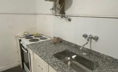 Departamento tipo loft con balcón en Centro, SIN EXPENSAS